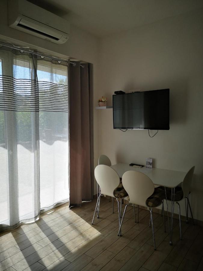 Gabrovica pri Črnem Kalu Appartma Katja מראה חיצוני תמונה
